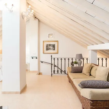 Apartamento Loft Con Gran Terraza En Primera Linea De Playa *